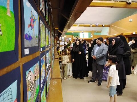 اولین نمایشگاه آثار تخصصی علمی، فرهنگی، هنری و ادبی مجتمع کانون استان اصفهان