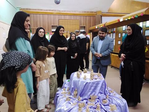 اولین نمایشگاه آثار تخصصی علمی، فرهنگی، هنری و ادبی مجتمع کانون استان اصفهان