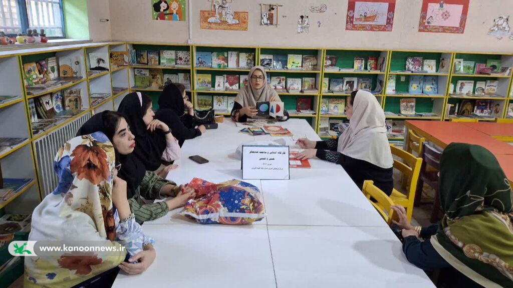 تمرین خلاقیت و مهارت در کارگاه کتاب‌های حسی‌ـ‌لمسی ویژه معلمان