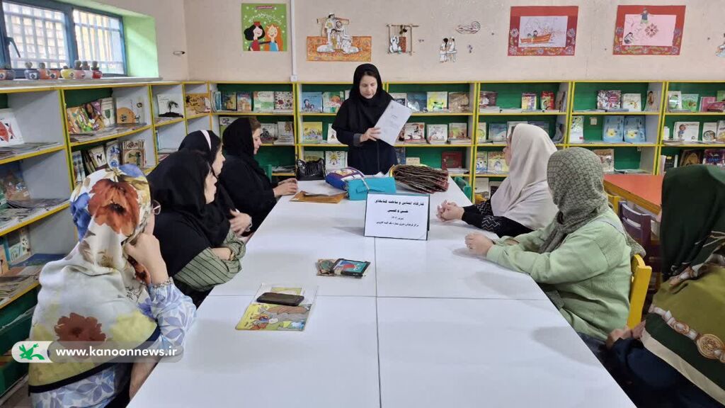 تمرین خلاقیت و مهارت در کارگاه کتاب‌های حسی‌ـ‌لمسی ویژه معلمان