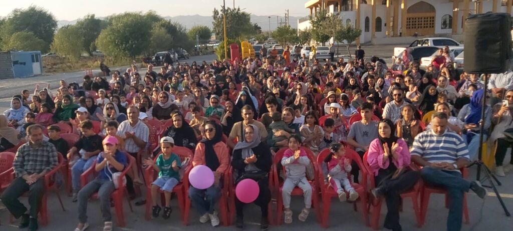 تماشاخانه سیار کانون استان تهران در جشن صدسالگی شهرداری فیروزکوه