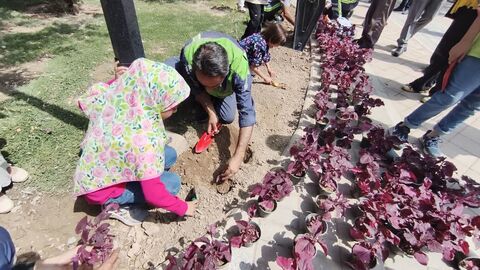 «یک روز با طبیعت» در بوستان قائم با اعضای مرکز فرهنگی شماره 4 مشهد