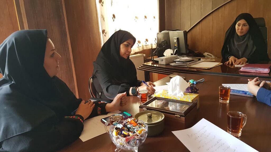 نشست هماهنگی ویژهبرنامه هفته وحدت و آیین تجلیل از برگزیدگان جشنواره سرزمین مادری