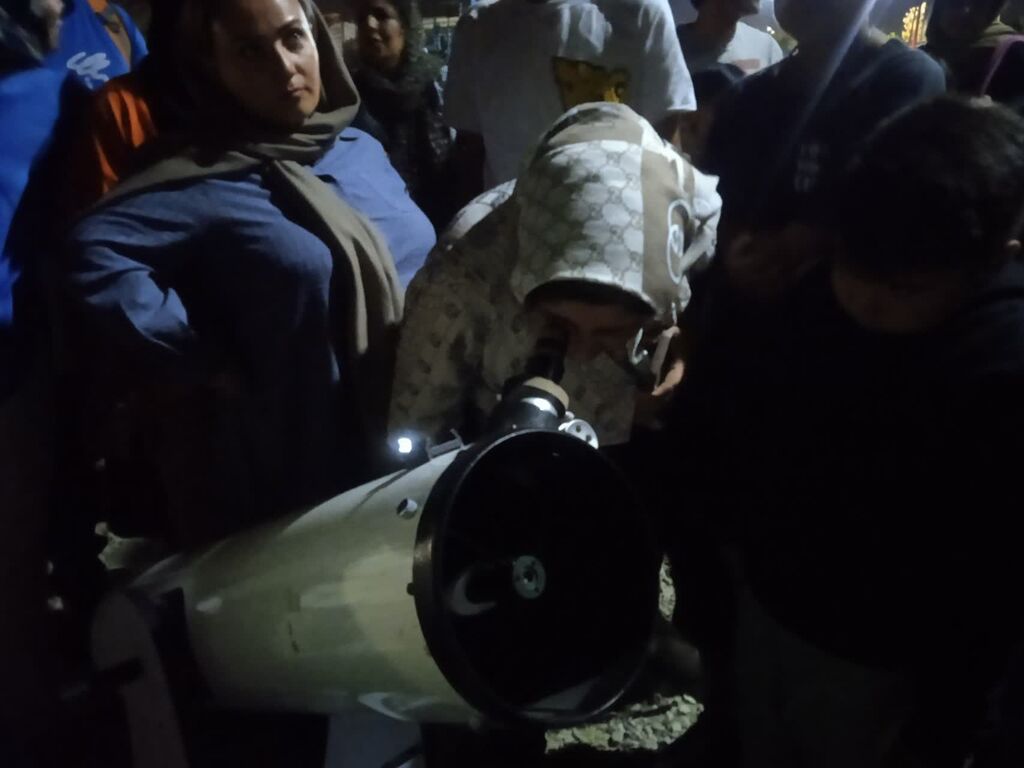 پویش ملی «ماه در آغوش سایهها» در رصدخانه کانون خراسان رضوی