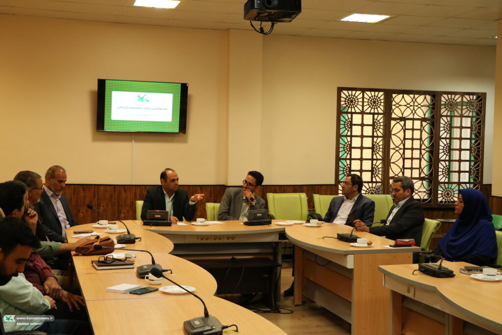 نشست هماندیشی و همافزایی برای برگزاری آیین بزرگداشت هوشنگ مرادی کرمانی بزرگداشت هوشنگ مرادی کرمانی برگزار میشود