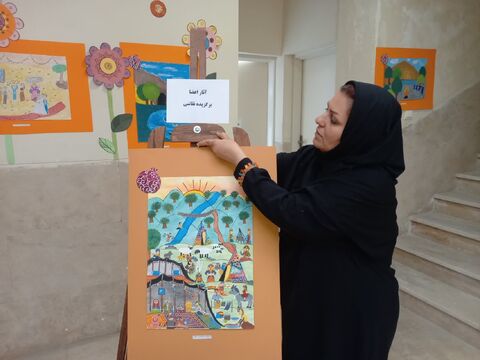 نمایشگاه آثار سرزمین مادری