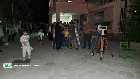 شهروندان زنجانی شاهد ماه‌گرفتگی کلی در مرکز علوم و نجوم