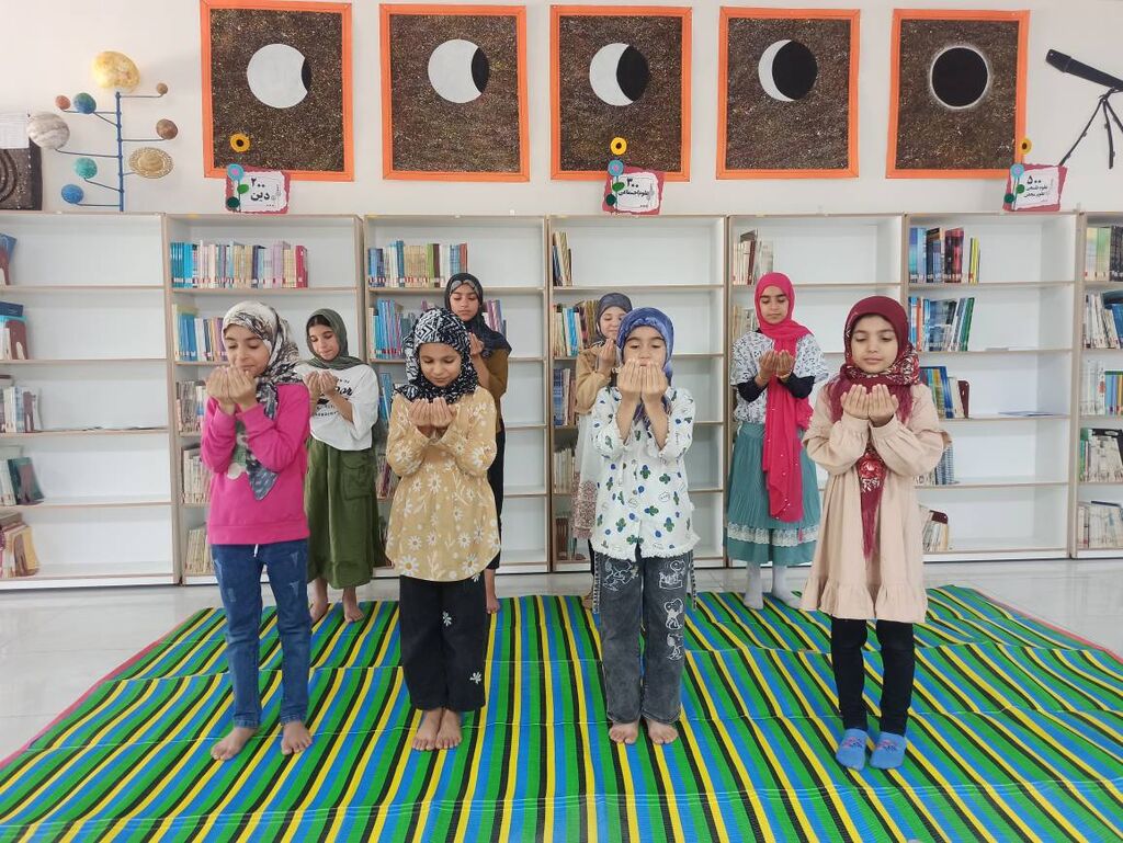 وقتی ماه در سایه رفت و کودکان فارس به آسمان نزدیک‌تر شدند