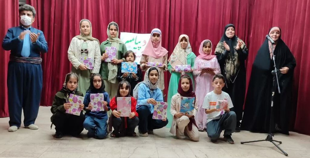 مرکز فرهنگی هنری روانسر جشن هفته وحدت را برگزار کرد