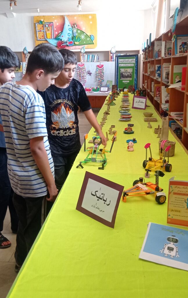 برپایی نمایشگاه آثار تابستانه اعضای کانون پرورش فکری یاسوج