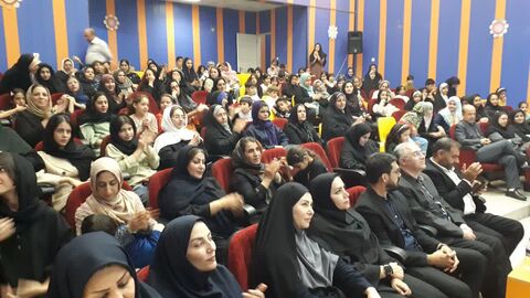 سرزمین مادری