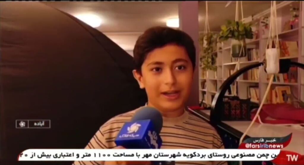 ویژهبرنامه «شبی با ماه پنهان» در کانون مرکز آباده ویژهبرنامه «شبی با ماه پنهان» در کانون مرکز آباده