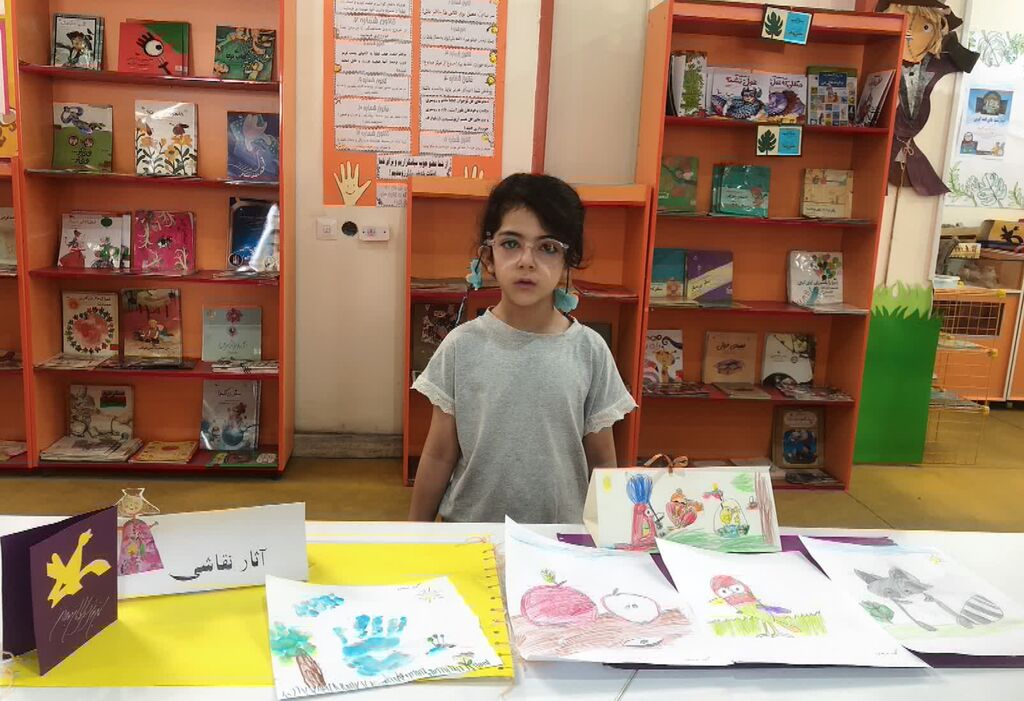 نمایشگاه دستان کوچک در مرکز شماره ۱ صحنه