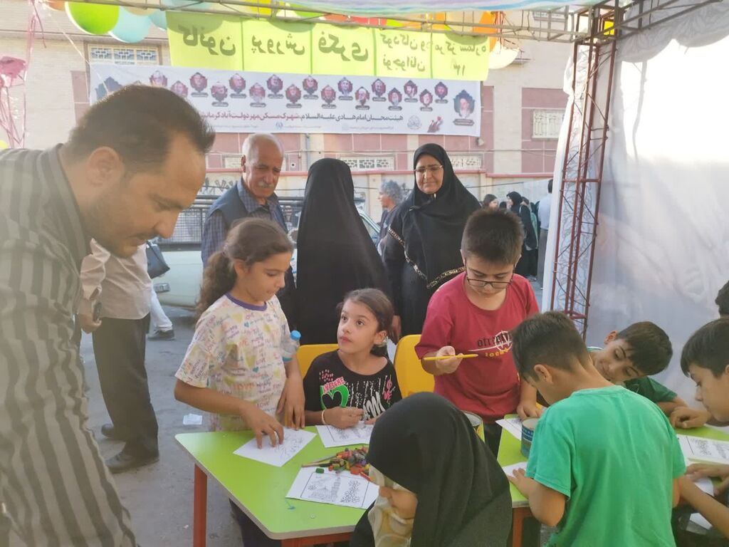 غرفه مرکز شماره ۱۳ کانون کرمانشاه در جشن میلاد پیامبر (ص)
