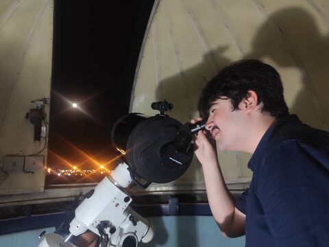 ماه گرفتتگی تهران