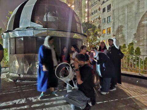 ماه گرفتتگی تهران