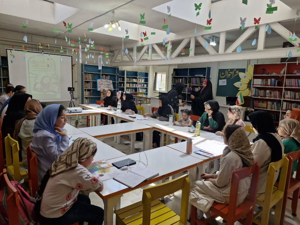 برگزاری ششمین نشست «پاتوق قصه و نقد» در کانون همدان