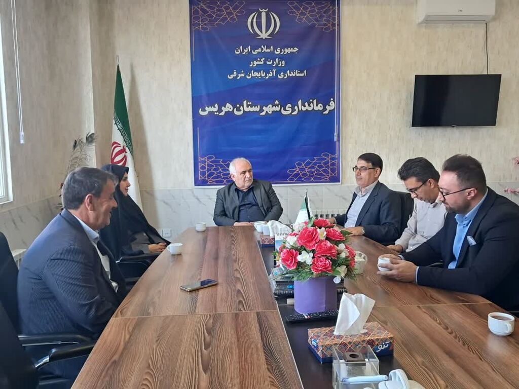 دیدار مدیرکل کانون با فرماندار و نماینده مجلس شورای اسلامی هریس و اهر
