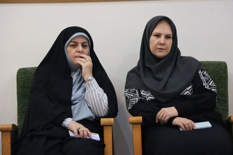 ادبی