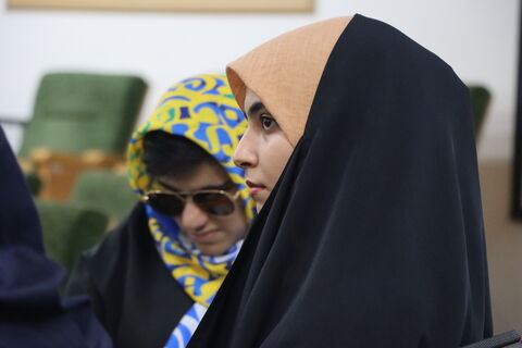 ادبی