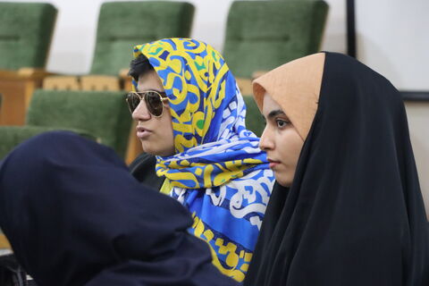 ادبی
