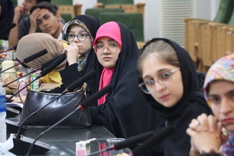 ادبی