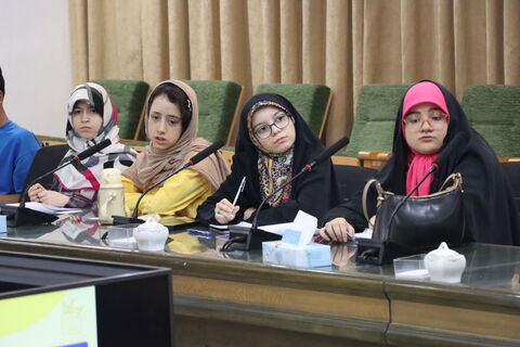 ادبی