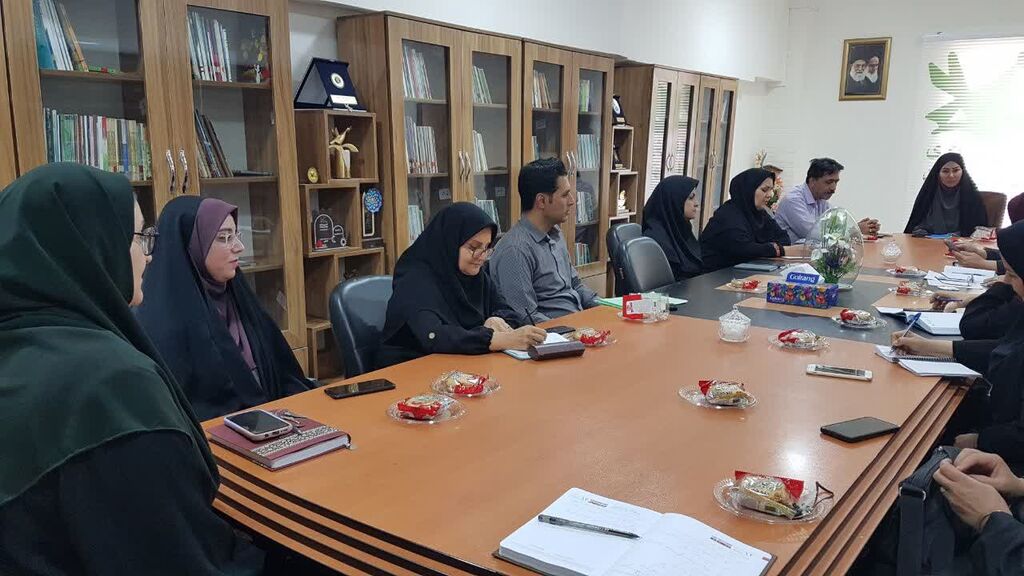 تبیین طرح راه‌اندازی پیش‌دبستانی در مراکز کانون کرمانشاه