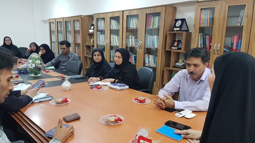 تبیین طرح راه‌اندازی پیش‌دبستانی در مراکز کانون کرمانشاه