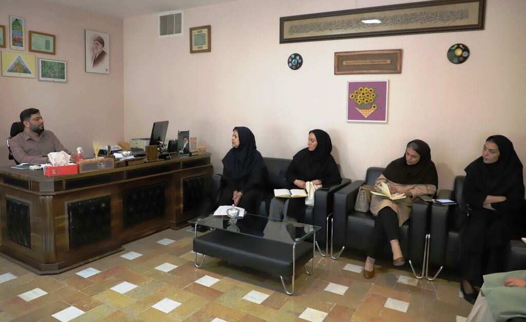 نشست استانی سیاستگذاری فعالیتهای پاییزی کانون استان قزوین