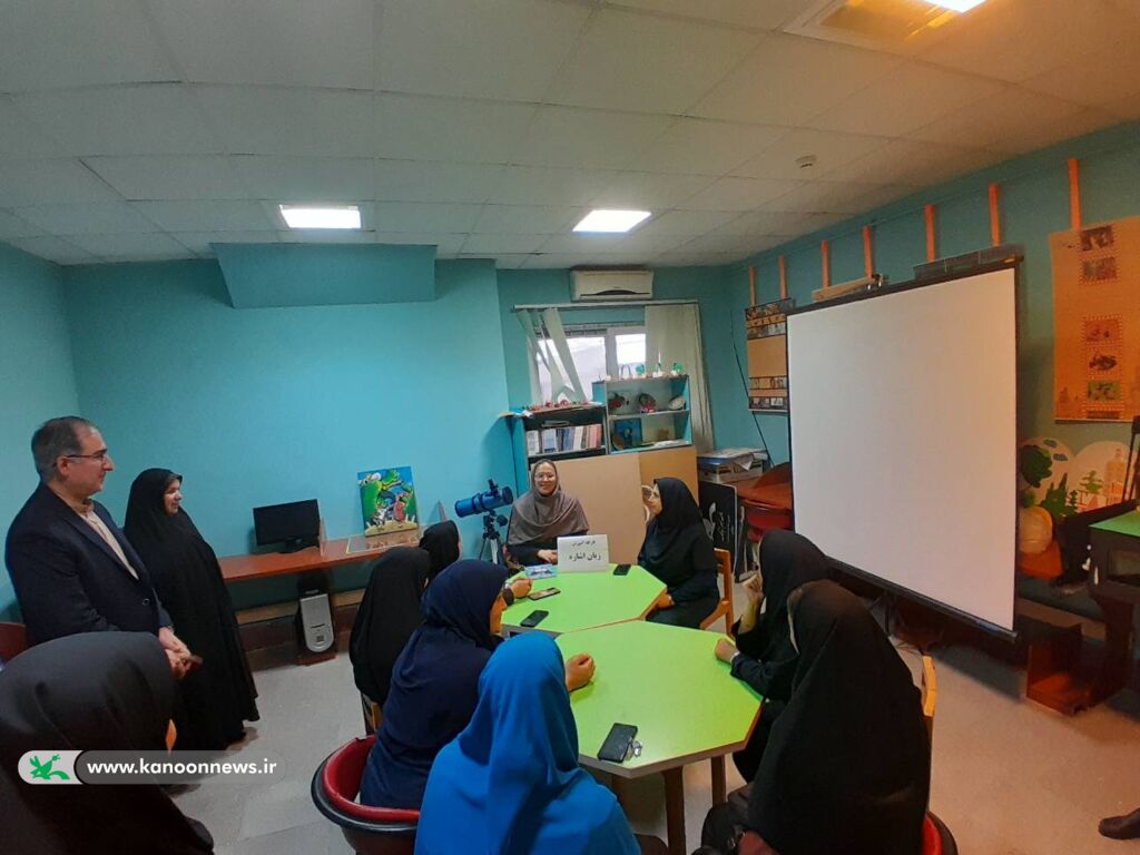 نمایشگاه کتابهای حسی و لمسی با حضور در کانون گلستان، به پایان رسید