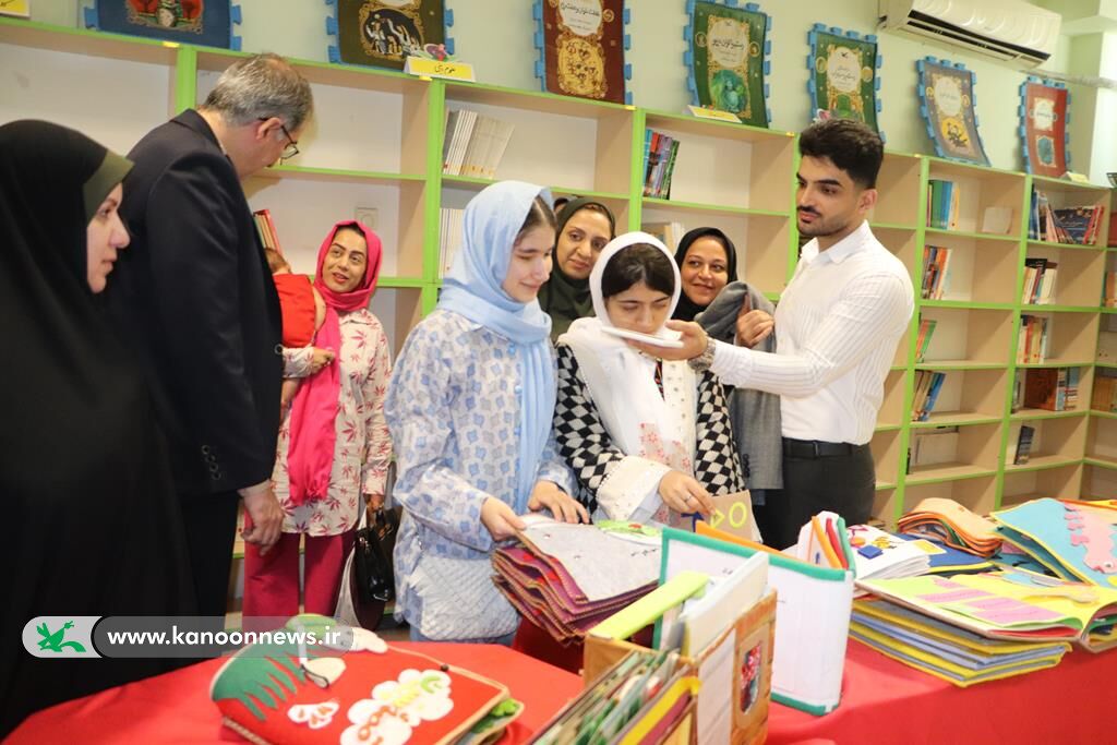 نمایشگاه کتابهای حسی و لمسی با حضور در کانون گلستان، به پایان رسید