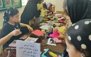 کارگاه ساخت لوازم‌التحریر نمدی در مرکز فرهنگی هنری قورچی‌باشی