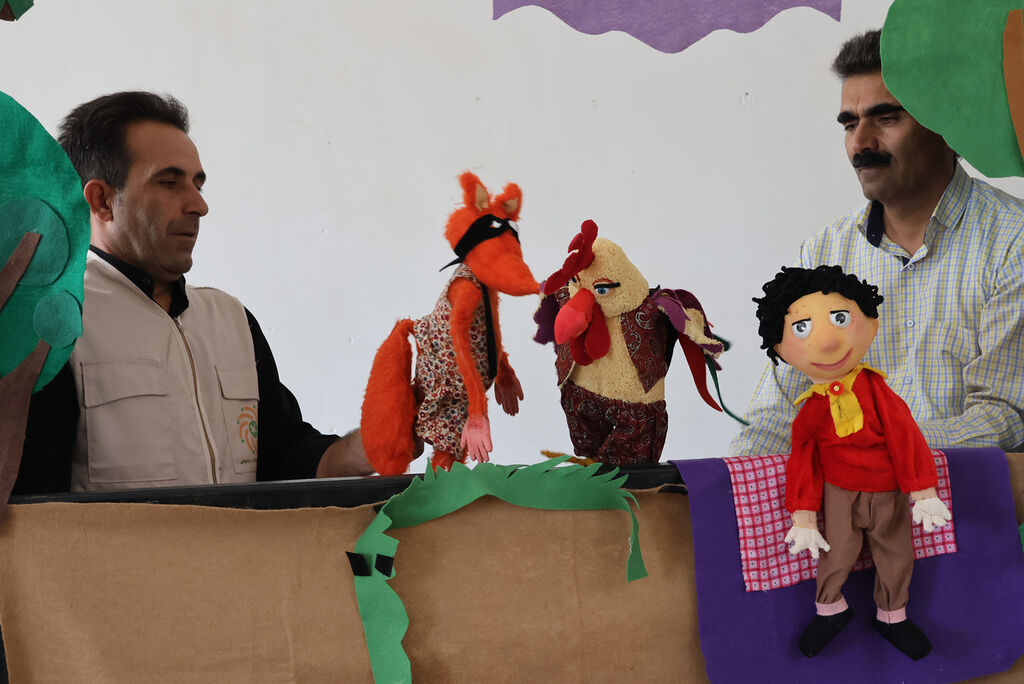 نمایش کوچک سیار چهارمحال و بختیاری نمایش «گلآقا و قوقولی قوقو»