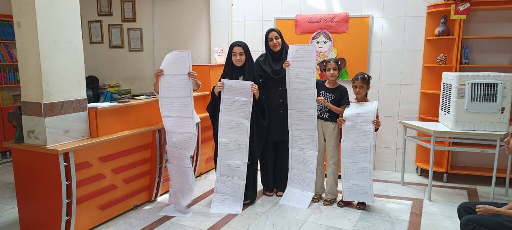 کارشناسان فرهنگی کانون کرمانشاه از مرکز بیستون بازدید کردند