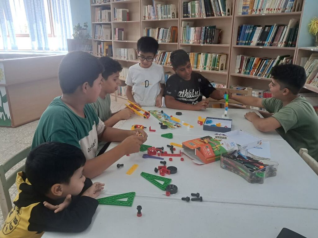 آماده‌سازی اعضای بیارجمند برای رقابت استانی و احیای لهجه محلی در کارگاه قصه‌گویی