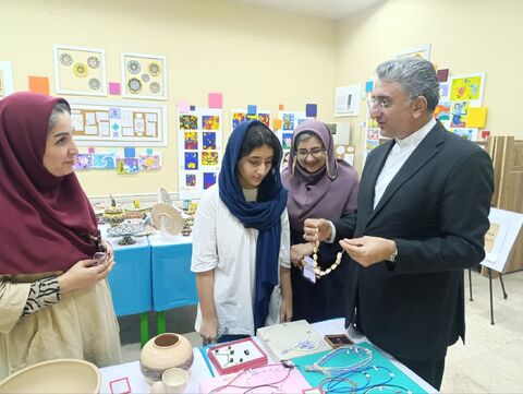 بازدید بیش از سه هزار نفر از نمایشگاه دستاورد های تابستانه کانون هرمزگان