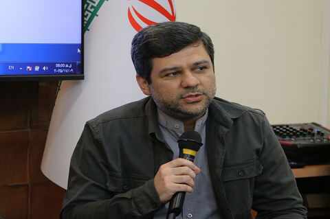 نشست هم‌اندیشی کارکنان خدمات کانون گیلان در رشت