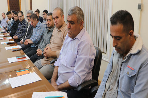 نشست هم‌اندیشی کارکنان خدمات کانون گیلان در رشت
