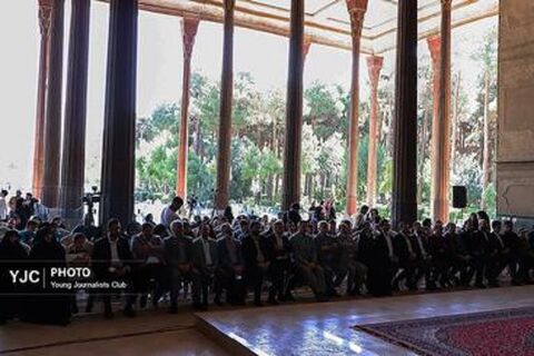 آیین رونمایی از پوستر سی‌وهفتمین جشنواره فیلم‌های کودکان و نوجوانان با حضور پر رنگ کانون استان اصفهان