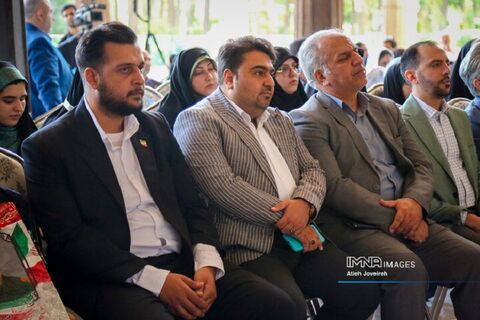 آیین رونمایی از پوستر سی‌وهفتمین جشنواره فیلم‌های کودکان و نوجوانان با حضور پر رنگ کانون استان اصفهان