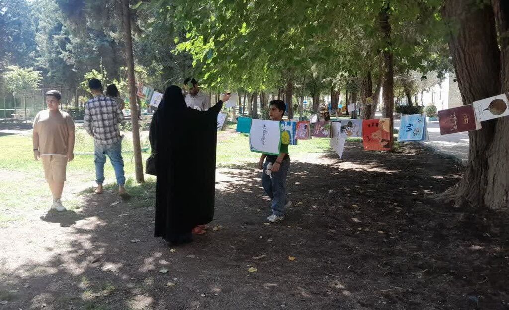 مرکز شماره ۴ کانون کرمانشاه طرح "ریسمان مهربانی" را اجرا کرد