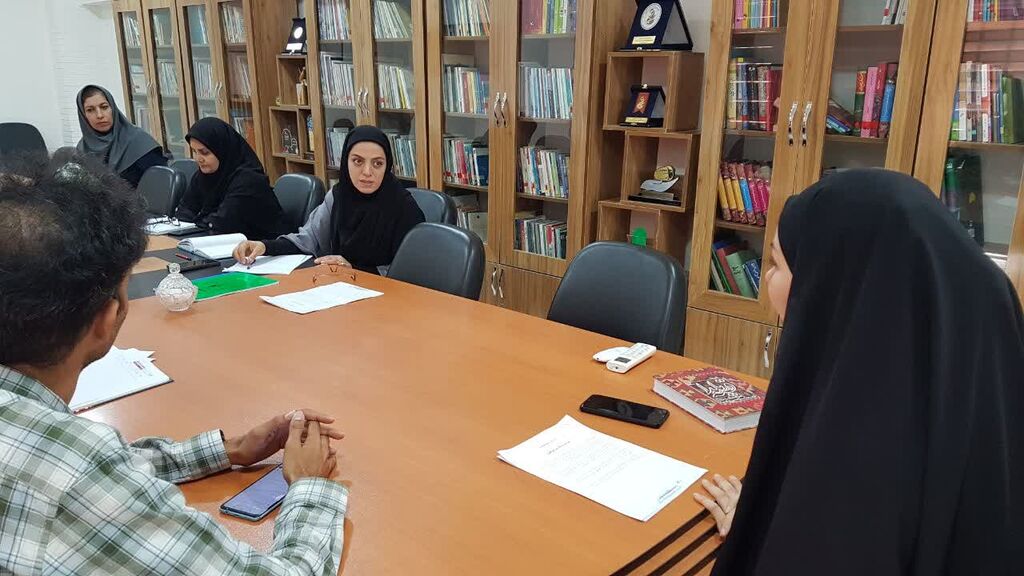 نشست اعضای شورای باشگاه قصهگویی کانون کرمانشاه برگزار شد