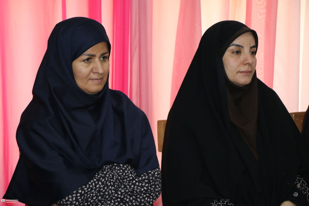 نوجوانان با زیست شاعرانه و نقد ادبی آشنا شدند