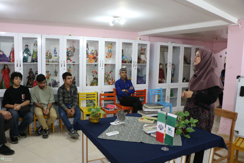 نوجوانان با زیست شاعرانه و نقد ادبی آشنا شدند