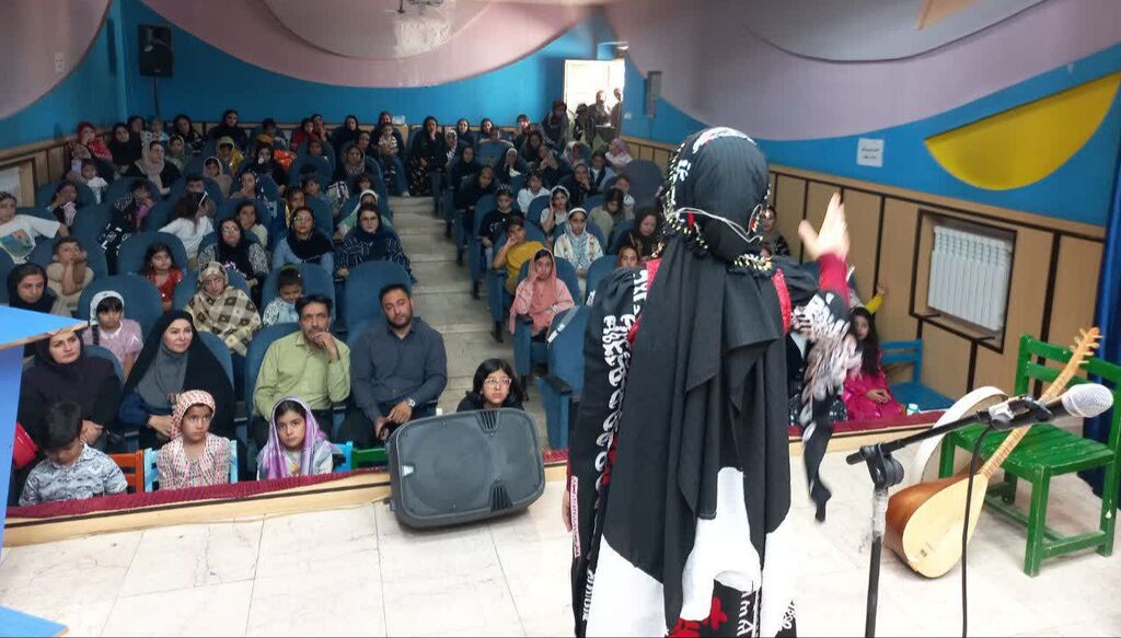 برگزاری جشن باشکوه میلاد پیامبر رحمت در مرکز روانسر