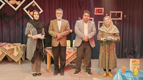 ویژه برنامه‌ی " آواز واژه‌ها، شهریار دل‌ها" کانون استان اصفهان به روایت تصویر
