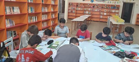 کتاب‌خوانی