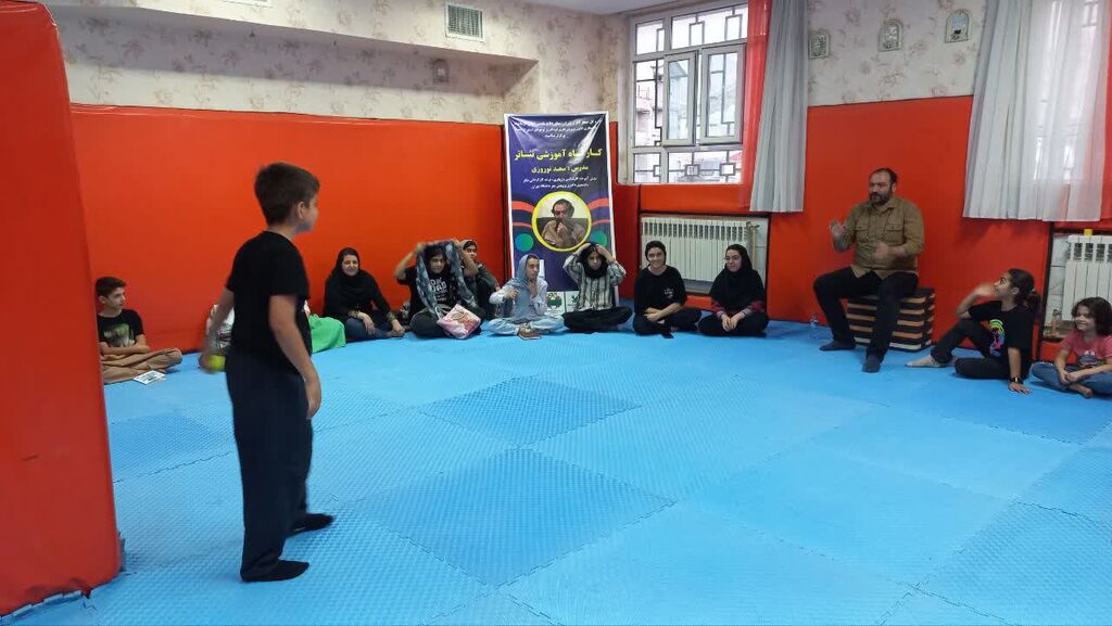 کارگاه بازیگری و تئاتر در مرکز پاوه برگزار شد