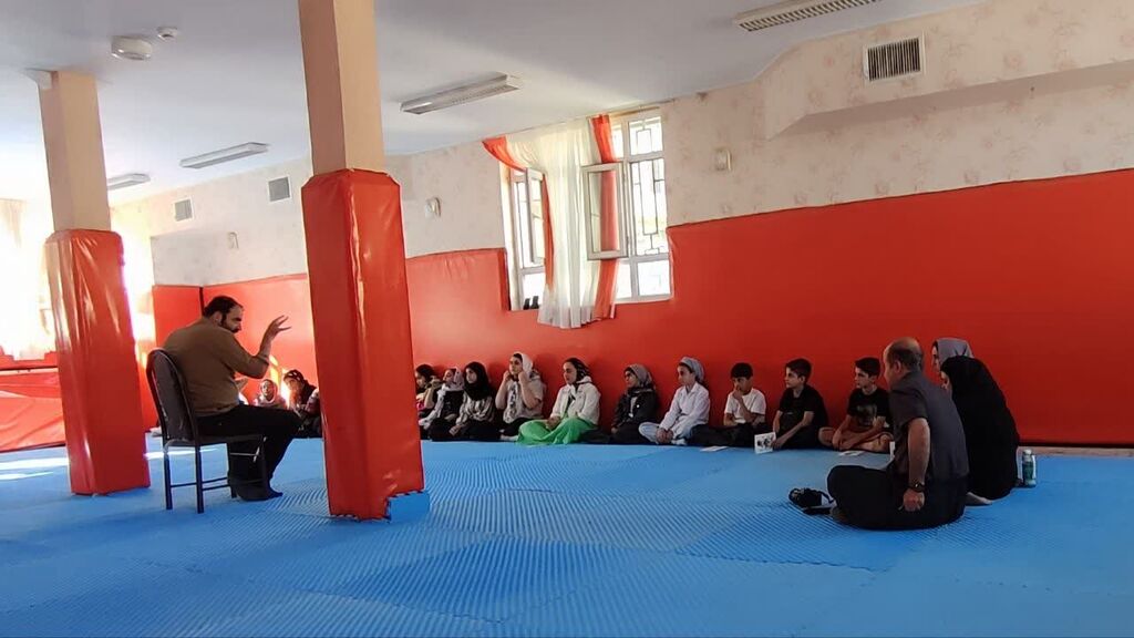 کارگاه بازیگری و تئاتر در مرکز پاوه برگزار شد